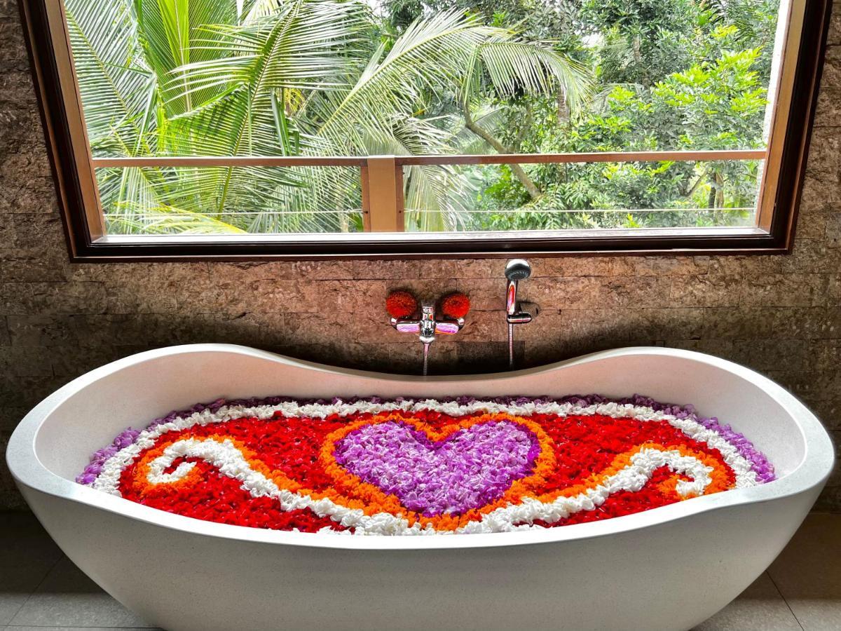 Nirankara Ubud Villa Exterior photo